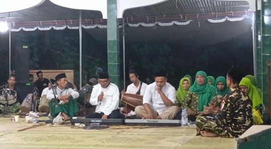 Kesenian Sholawat Rebana